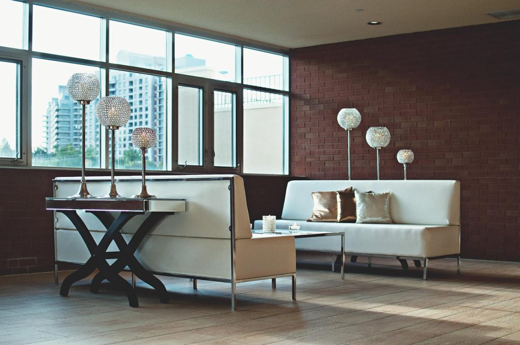 Optimiser l&rsquo;espace dans un petit appartement : idées classées