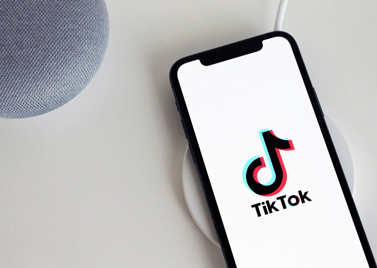 Kenjiro Tsuda attaque TikTok : une nouvelle ère pour les droits d'auteur ?