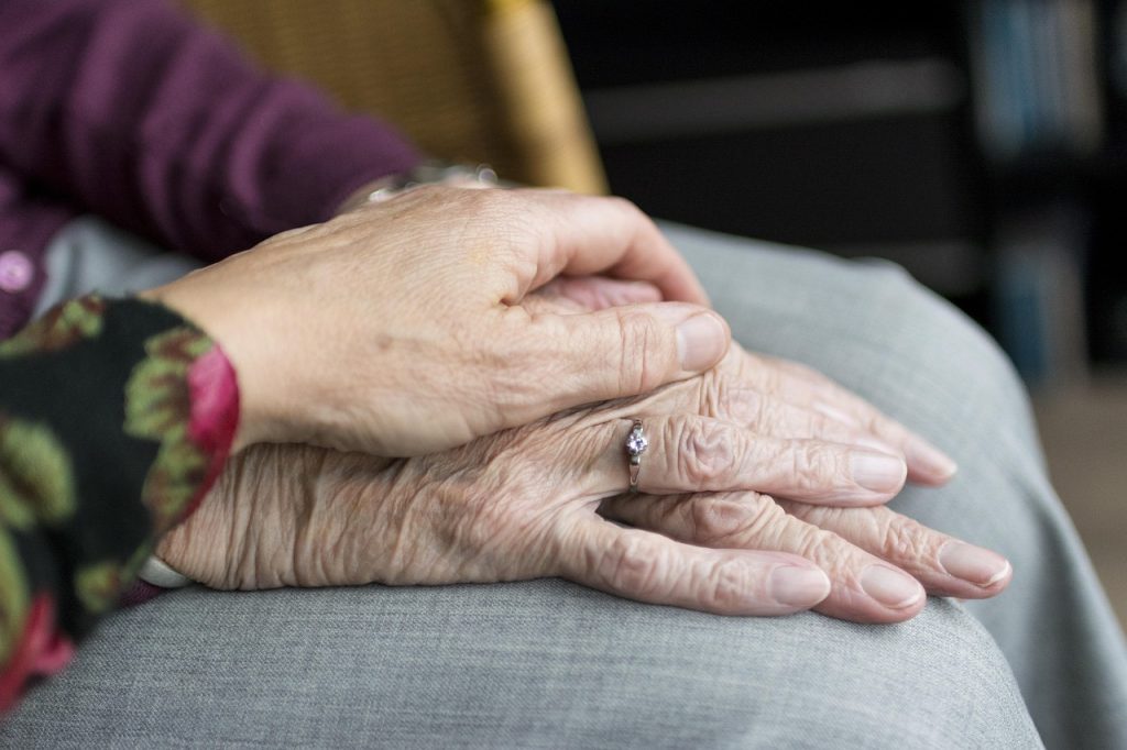 Aides et astuces pour organiser le quotidien des proches-aidants
